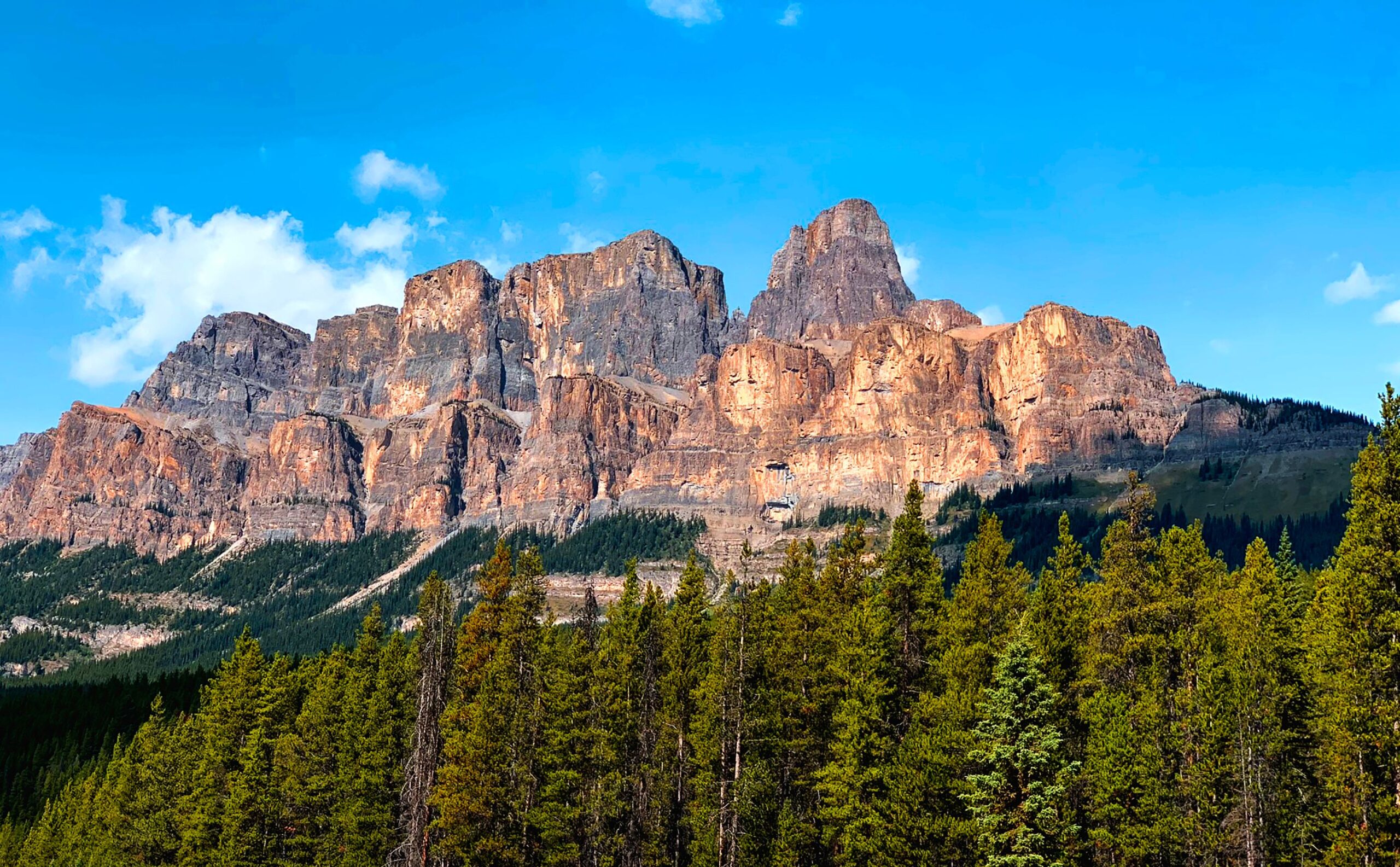 Mountains_Jaysee_Chan